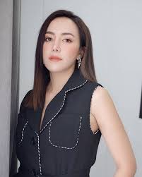 ลูกสาวอัปเดตอาการ #ค่อมชวนชื่น หลังอาการป่วยทรุดหนัก #เชื้อลงปอด #ไตวาย ขอเป็นกำลังใจให้ #น้าค่อม อาการดีขึ้น #วิกฤตโควิด #โควิด19 Mnidgay2y7d1dm
