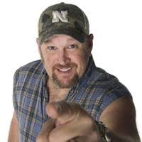 Larry the Cable Guy rewires the Richmond Coliseum