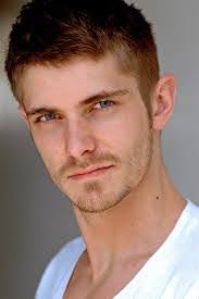 Caleb Hunt : biographie, carrière et filmographie