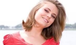 Muere de manera inesperada a los 28 años la actriz, Vitoria Beatriz • Amor  101.3 FM