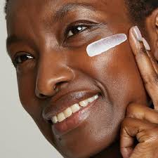 No7 Protect & Perfect Intense 高級無香料日霜SPF 30