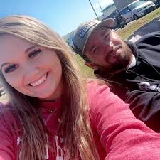 Yesterday was leg day for Musclemania® Universe Pro Champion Ulisses. He  says, "Just got back from vacation