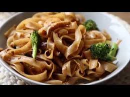 Need A Thai Noodle Fix This Vegetable Pad See Ew Recipe Savory Sweet And Smoky Quickly Toss In The W Vegetarian Pad See Ew Recipe Vegetarian Recipes Recipes