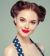If you want to look amazing at a party, or at a pin up hairstyles define the way popular models and beautiful actresses from hollywood used to wear. 32 Modern Pin Up Hairstyles Blushery
