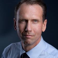 🔍☁️ A new dashboard in Rapid7's InsightCloudSec provides a clear view of  your cloud risk, breaking down the number of resources at each risk level  for better prioritization (and quick remediation)… |