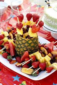 Brochettes De Fruits Food Delicious Fruit Party Snacks
