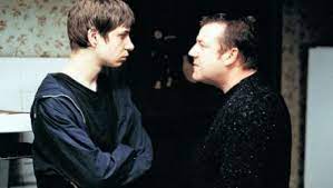 That film was the directorial debut of actor tim roth, and the acting debut of colin farrell. The War Zone Film Trailer Kritik