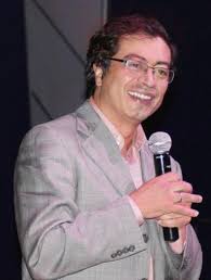 Rueda de prensa gustavo petro, durante su visita a la calle del bronx junto al presidente santos. Gustavo Petro Wikiquote