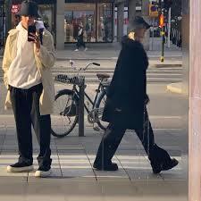 Olivia Halle On Instagram Sma Kliv In 2020 Asian Fashion Fashion Halle