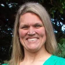 Angela Culver's Instagram, Twitter & Facebook