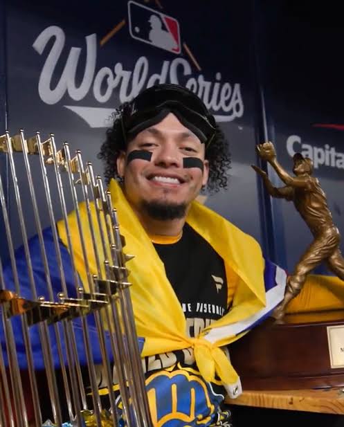 El MVP de la serie mundial es venezolano mis respetos para William Contreras 👏🔥