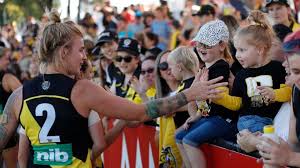 Scegli tra immagini premium su brisbane lions aflw training session della migliore qualità. Round One Aflw Clash Between Richmond And Brisbane Sells Out Within Hours