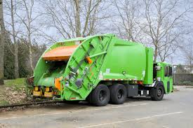 The 6 Best Garbage Truck Manufacturers and Models for Fleet Owners
