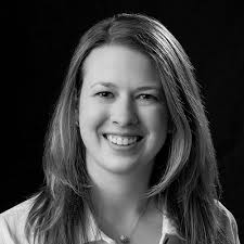 Amanda Gillett's Instagram, Twitter & Facebook