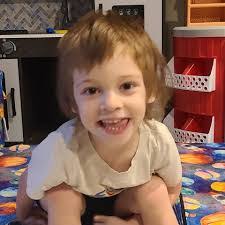 Heidi Dougherty's Instagram, Twitter & Facebook