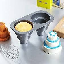 Multi Tier Cake Pan 4 Cavity Http Bit Ly 10wudsv Mini Cake Pans Mini Wedding Cakes Food