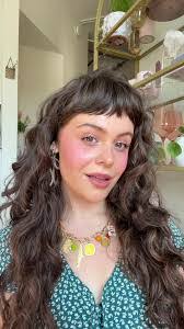 Carla Hook's Instagram, Twitter & Facebook