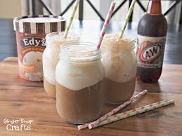 Butter Pecan A W Root Beer Floats Icecreamfloat Root Beer Float Butter Pecan Root Beer