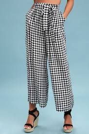 Black And White Gingham Pants Styled At Heart Black And White Gingham Culotte Pants In 2020 Black White Pants Culotte Pants Pants