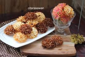 Resepi kuih loyang honeycomb cookies kuih tradisional. Kuih Ros Kembang Goyang Kuih Lotus Resepi Terbaik