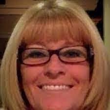 Darlene Langlois's Instagram, Twitter & Facebook