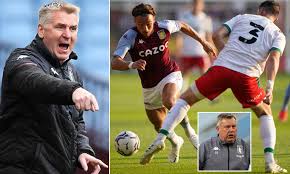 It is spacious, light and airy with. Aston Villa Boss Dean Smith Misses Friendly At Walsall As He Is Isolating With His Family Daily Mail Online