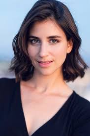 Carrie Finn's Instagram, Twitter & Facebook