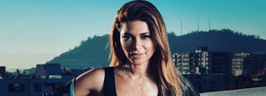 Antonella ríos se ha convertido en un ejemplo a seguir para muchos de sus seguidores gracias al lejos de sentir miedo al mencionar su edad, la famosa contestó con orgullo: Antonella Rios Divide A Las Redes Sociales Con Foto En Biquini Fotech Cl