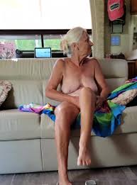 Joyce Naked - UPSKIRT.TV