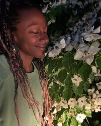 C R Y S 🤠🪐💞🌼