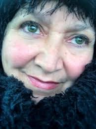 Wanda Knutson's Instagram, Twitter & Facebook