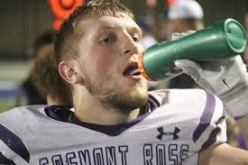 Little Giants runs past Blue Streaks