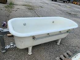 Add a touch of classic style to your bathroom with claw foot tubs. Large Antique 6 1 2 Ft Cast Iron White Porcelain Spa Footed Bathtub Vtg 192 20j Ebay