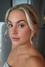 Holly Milam's Instagram, Twitter & Facebook