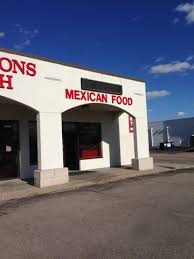 Alejandro's mexican food on yksi carlsbad (ca) kaupungin tunnetuimmista nähtävyyksistä. Alejandro S The Late Night Mexican One Stop Shop Wichita By E B