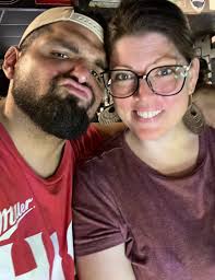 It's not every day that you get a message from your Movie Star friend about  a bird that loves your music! 😎🔥😅