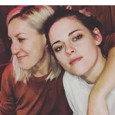 Mira el increíble parecido de @anahi y su sobrina Ana Paula Puente. 😜🔥🔥