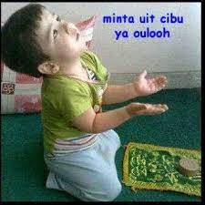 Biasanya orang yang memberi makan kelinci itu hanya akan meletakannya saja lalu ditinggal pergi. 50 Meme Lucu Anak Kecil Keren Dan Terbaru Kumpulan Gambar