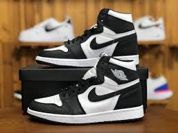 Nike Air Jordan 1 Retro High Og Black And White Air Jordan 1 Retro High Og Black White Restock 555088 010 4 Air Jordans Black And White Shoes Nike Air Shoes
