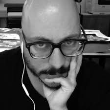 Arturo Vallejo's Instagram, Twitter & Facebook