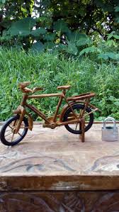 Check spelling or type a new query. 13 Kerajinan Berbasis Media Campuran Cara Membuatnya