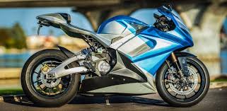 Gizmag Rides The Electric Lightning Ls 218 The World S Fastest Production Motorcycle Super Bikes Motorcycle Ninja Bike