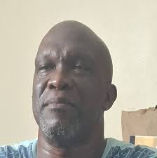 What happened to the pot cover in Castries, St. Lucia?