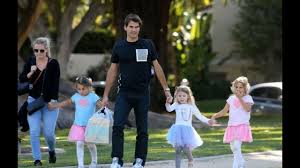 Add interesting content and earn coins. Roger Federer S Wife Kids 2017 Lifestyle Familia De Roger Federer Roger Federer Tenis