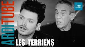 Salut Les Terriens ! de Thierry Ardisson avec Evelyne Thomas, Luc Ferry …