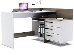 Der pc ist ein beliebtes und unverzichtbares arbeitsgerät. Gaming Schreibtisch Der Richtige Platz Fur Profi Gamer