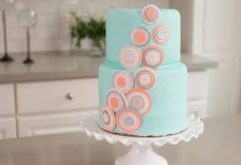 Maybe you would like to learn more about one of these? The Wilton Method Of Cake Decorating By Wilton Instructors Creativebug