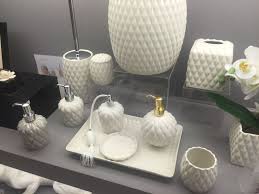 Set a soothing atmosphere in the bathroom with our practical and trendy accessories: Bathroom Accessories That Let You Tweak The Decor To Your Liking