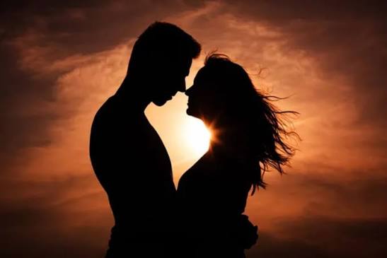 Romance In Love | Fiction
