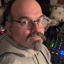 Garbage truck hits cyclist in Elmira